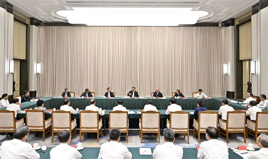 【前沿】儲能|習(xí)近平：加快發(fā)展風(fēng)電、光電等清潔能源，建設(shè)風(fēng)光火核儲一體化能源基地